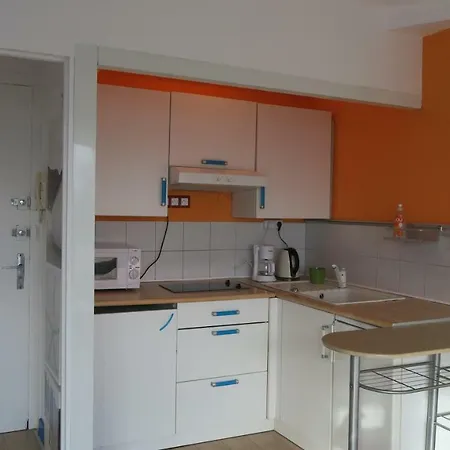 Le Long Du Canal Palavas-les-Flots